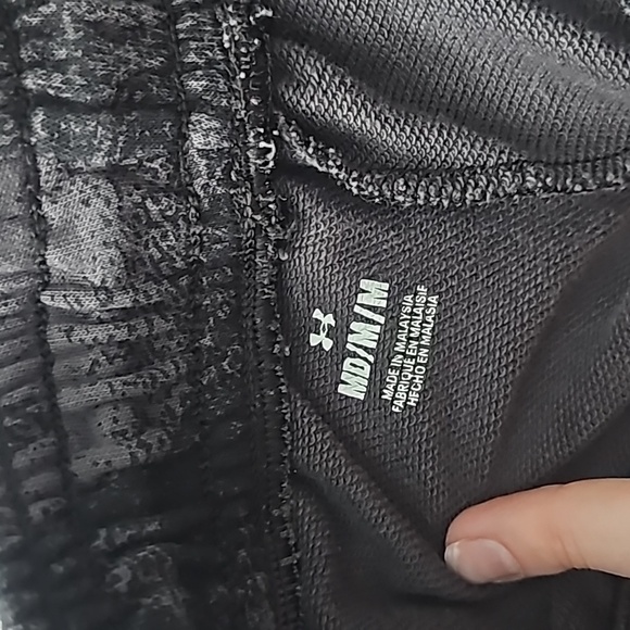 UA sweatpants - Picture 5 of 5